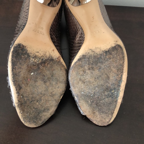 Gucci open toe horseshoe pumps, snake leather, bronze/silver size 8.5 high heel - Picture 12 of 14